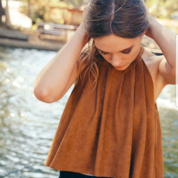 Sage the Label Crop Top - Picture 5 of 5